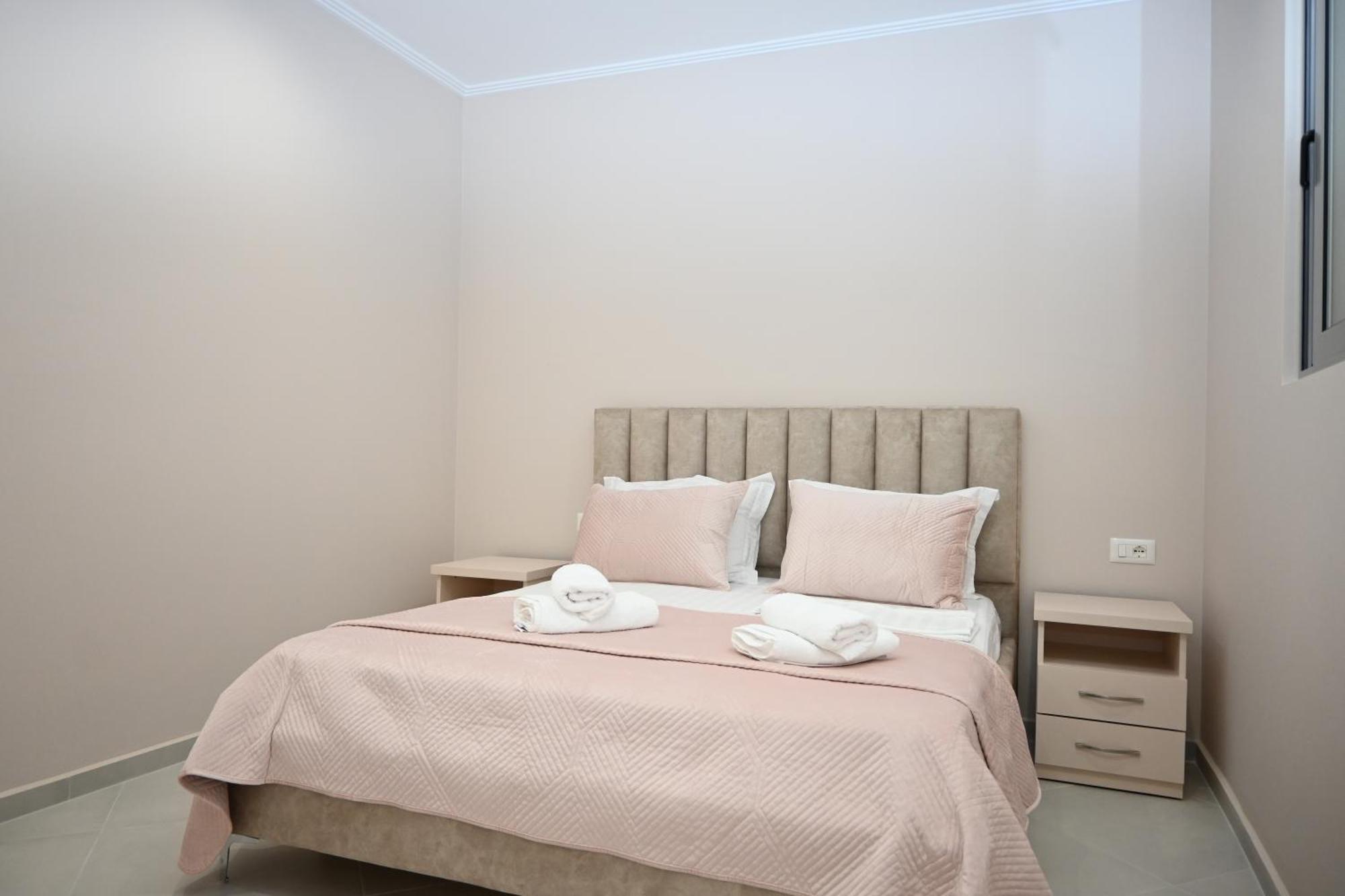 Eleana's Gjestgiverier Sarandë